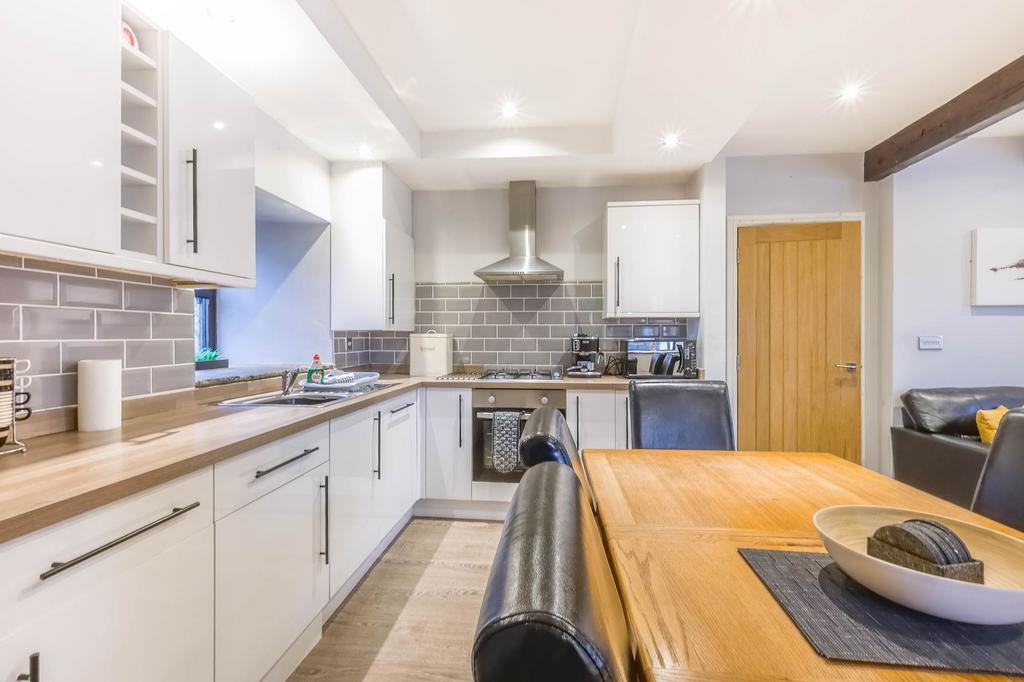 Kitchen / living area