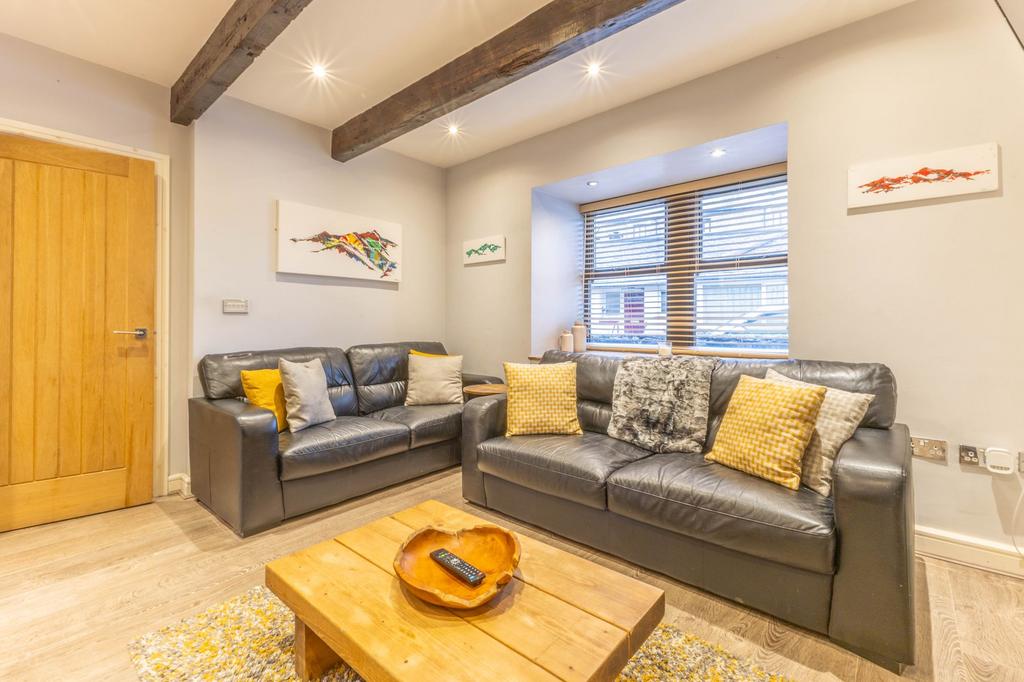 Kitchen / living area