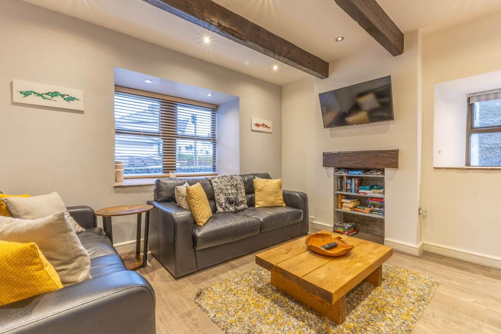 Kitchen / living area