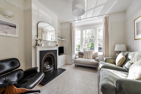 3 bedroom terraced house for sale, Owen's Road, Winchester