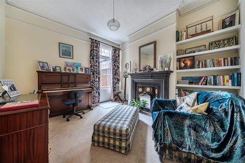 4 bedroom terraced house for sale, Foster Hill Road, Bedford