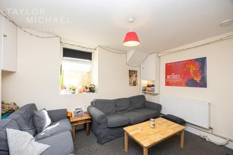 6 bedroom terraced house to rent, Park Crescent Road, Brighton