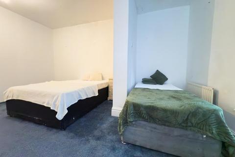 undefined, Woodway Lane, Coventry CV2