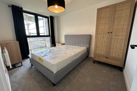 1 bedroom apartment to rent, Seymore Grove, Manchester M16
