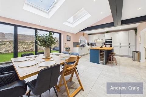 3 bedroom semi-detached house for sale, Mayswood Road, Fulwell