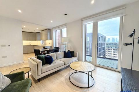 2 bedroom apartment to rent, Heygate Street, London SE17