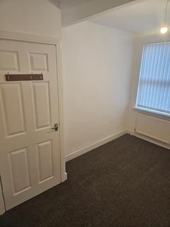 undefined, Cowley Road, Walton, L4