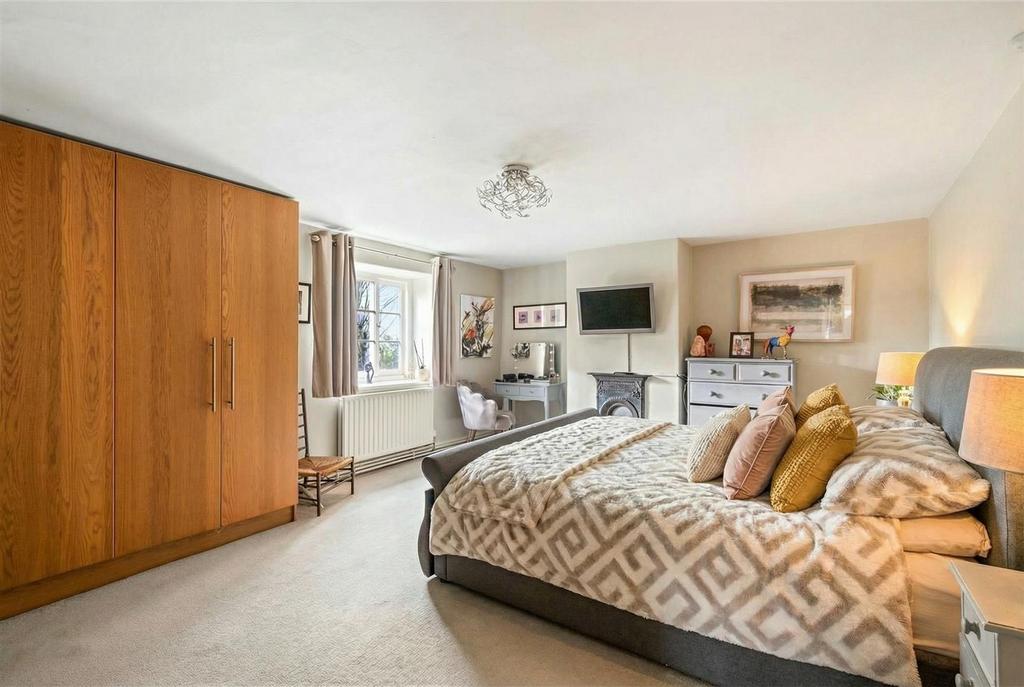 Bedroom 1767337024.jpg