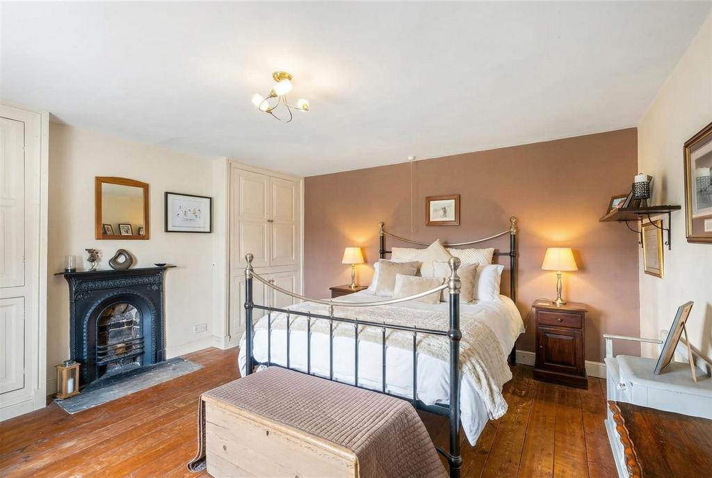 Bedroom 1767337131.jpg