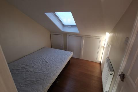 1 bedroom flat to rent, Pinner Road, Harrow HA1