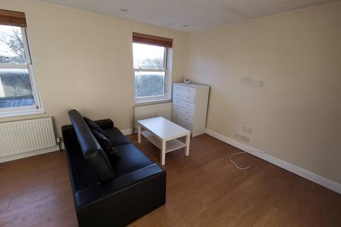 1 bedroom flat to rent, Pinner Road, Harrow HA1