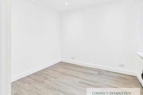undefined, High Street, Stevenage, SG1