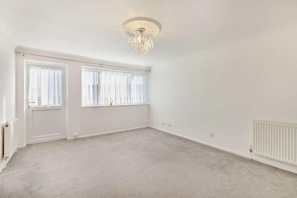 Sitting/Dining Room