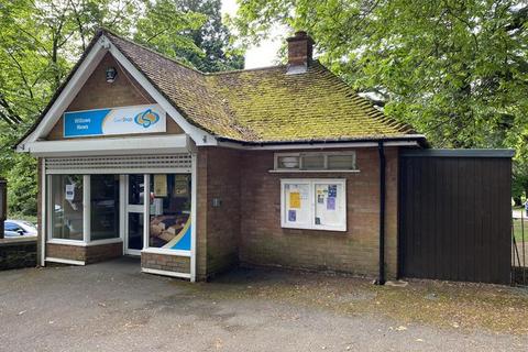Retail property (high street) for sale - 20 Avenue Rd Malvern WR14 3AG