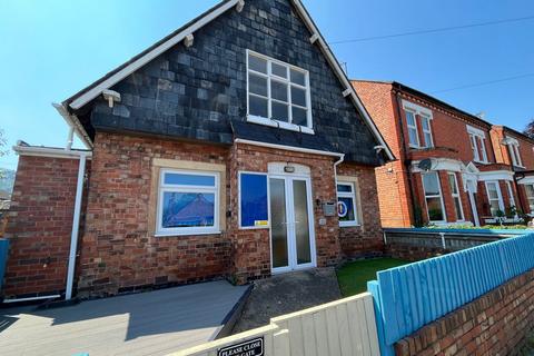 Retail property (high street) for sale - 51 Howsell Rd Malvern WR14 1TH