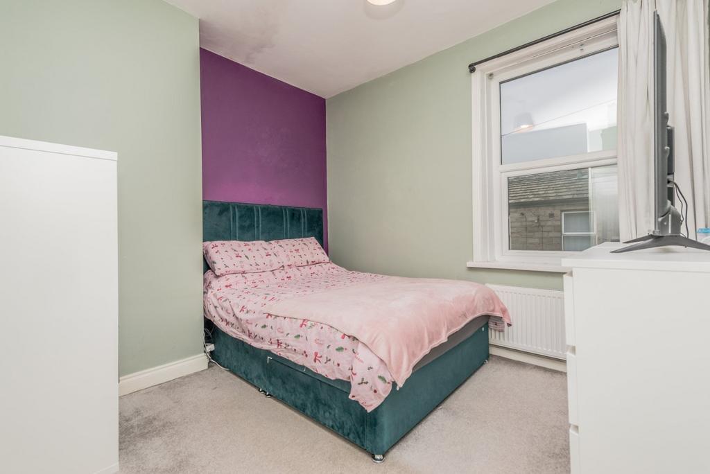 Bed 1