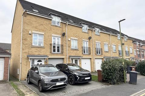3 bedroom end of terrace house for sale, Coleridge Way, Borehamwood