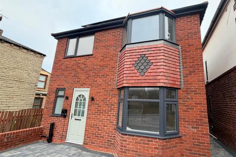 undefined, Huddersfield Road, Stalybridge SK15