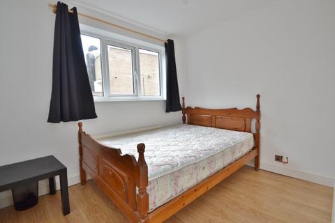 1 bedroom flat to rent, Chandos Court, 77 North Park Avenue, Leeds LS8