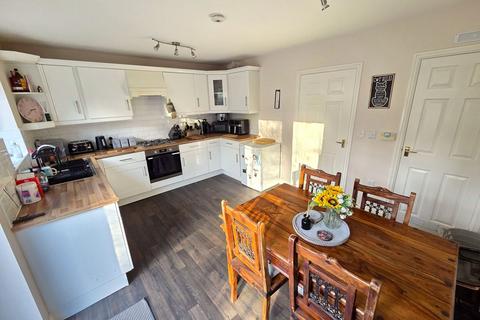 3 bedroom semi-detached house for sale, Haverhill Grove, Wombwell, S73