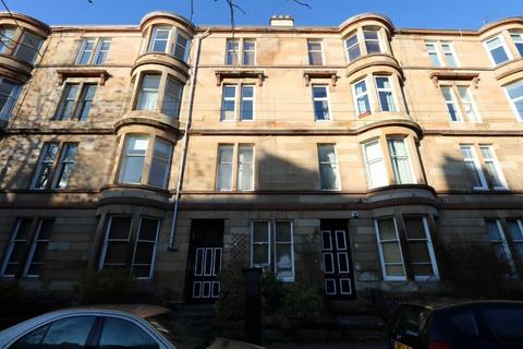 2 bedroom flat to rent, Woodlands Drive, Glasgow, G4