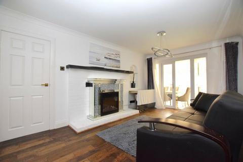 4 bedroom semi-detached house for sale, Lorraine Close, Billericay, CM11