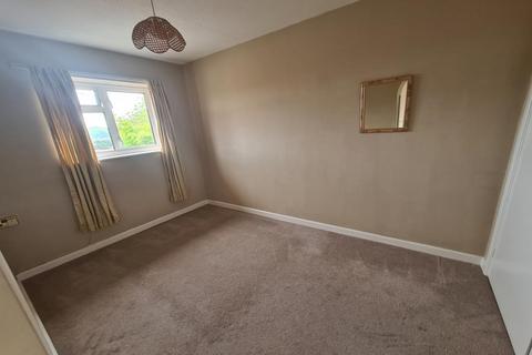 1 bedroom flat to rent, Dairy Court, Crewkerne, Somerset, TA18
