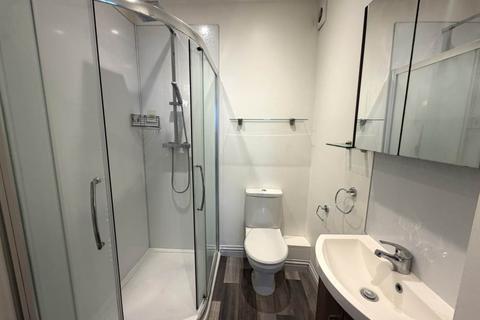 1 bedroom flat to rent, Kings Road, Brighton, East Sussex