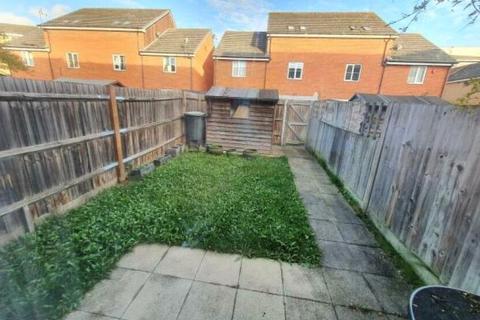 2 bedroom terraced house to rent, Havergate Way, Reading, RG2