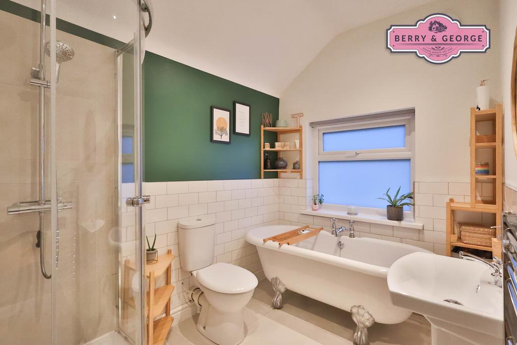 Family bathroom