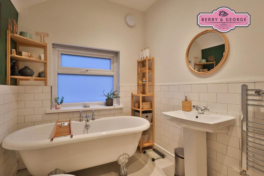 Family bathroom