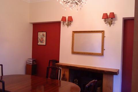 3 bedroom terraced house to rent, South Square, Footdee, Aberdeen, AB11