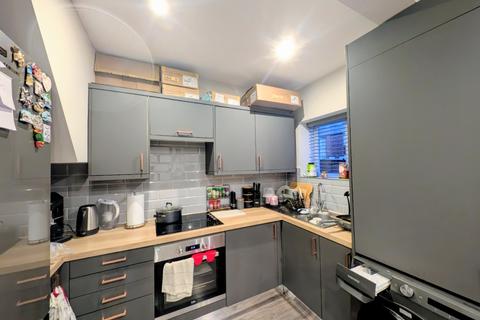 2 bedroom terraced house to rent, Longroyd Street North, Leeds, West Yorkshire, UK, LS11