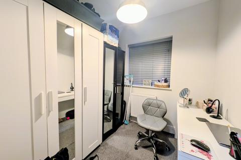 2 bedroom terraced house to rent, Longroyd Street North, Leeds, West Yorkshire, UK, LS11