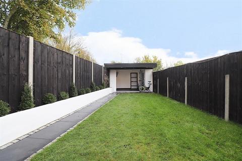 undefined, Dudley Road, Northfleet DA11