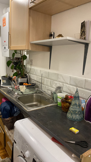 1 bedroom in a house share to rent, Cotford Road, Thornton Heath CR7