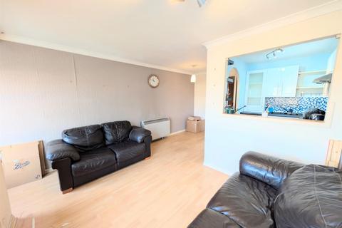2 bedroom maisonette for sale, Maplin Park, Langley