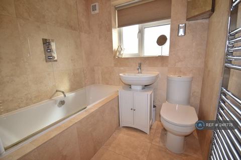 2 bedroom semi-detached house to rent, Oliver Street, Ampthill, Bedford, MK45