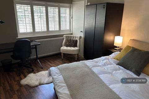 1 bedroom in a house share to rent, North Sudley Rd, Liverpool, L17