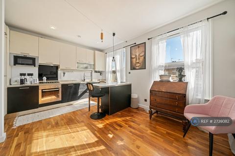 2 bedroom maisonette to rent, Portnall Road, London, W9