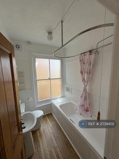 1 bedroom flat to rent, Reigate Road, Reigate, RH2