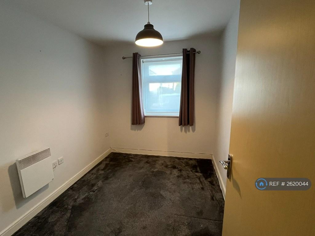 Bedroom/Office
