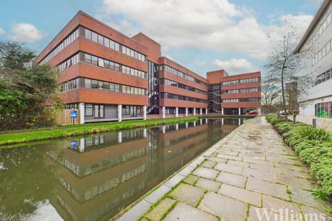 2 bedroom flat for sale, Walton Street, Aylesbury HP21