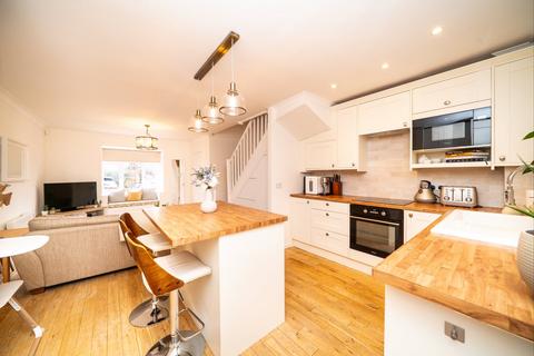 2 bedroom end of terrace house for sale, Appletree Gardens, Barnet, EN4