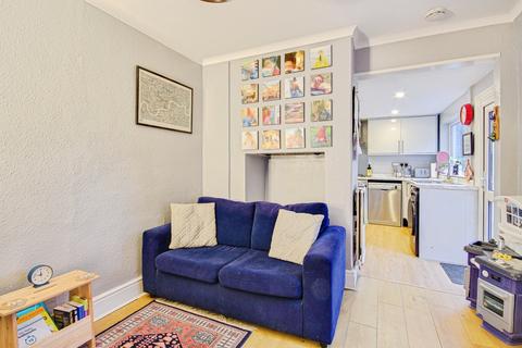 3 bedroom semi-detached house for sale, Elmbridge Road, Elmbridge, Gloucester, GL2