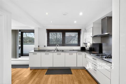 3 bedroom apartment to rent, Drummond Street, London, NW1