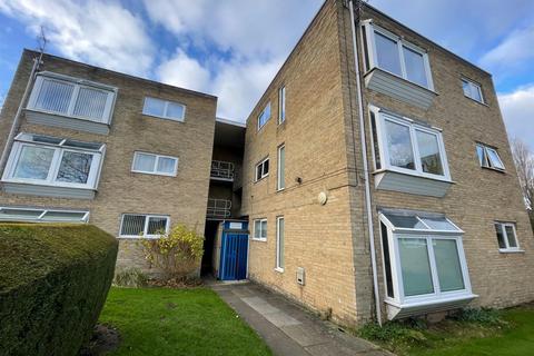 undefined, Kings Close, Wirral CH63