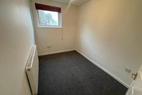 undefined, Kings Close, Wirral CH63