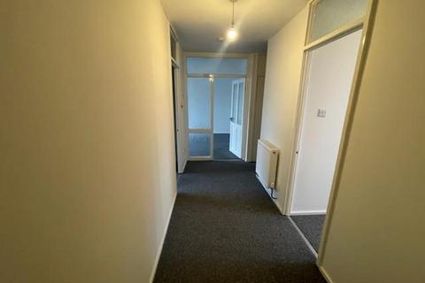 undefined, Kings Close, Wirral CH63