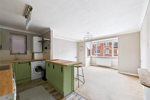 2 bedroom apartment for sale, Felix Road, Felixstowe, Suffolk, IP11